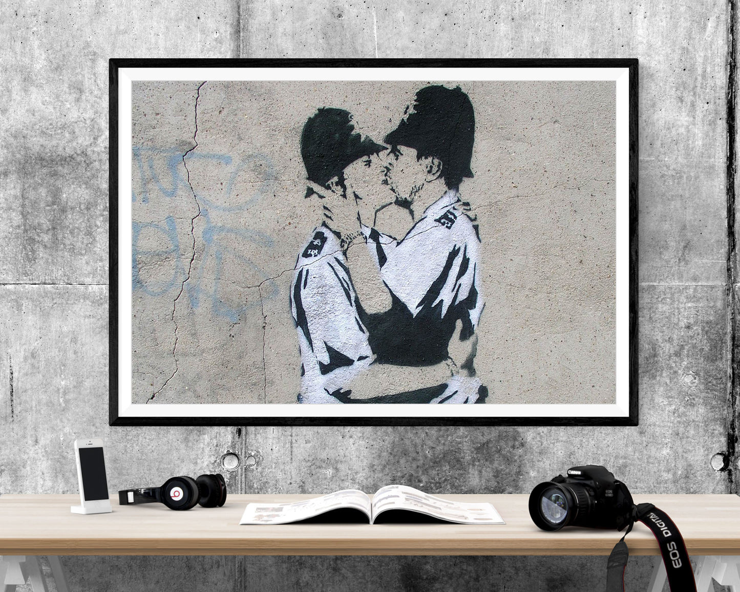 Banksy Kissing Coppers WALL ART PRINT Poster Picture Wall Hanging