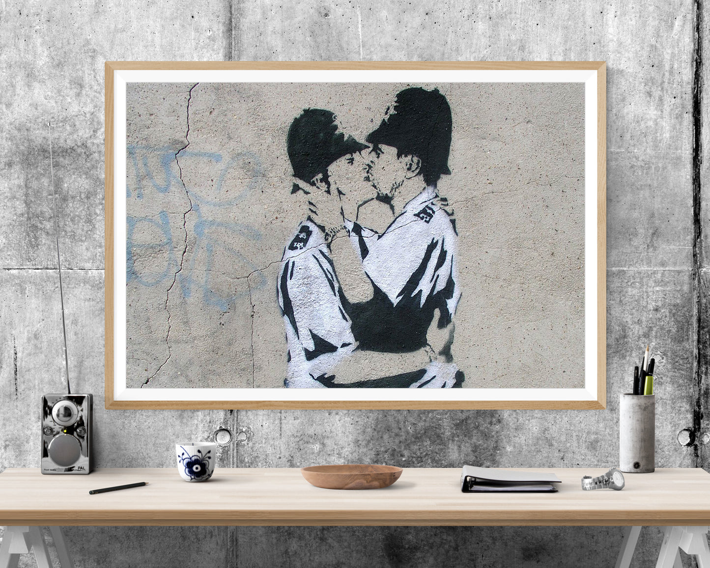 Banksy Kissing Coppers WALL ART PRINT Poster Picture Wall Hanging